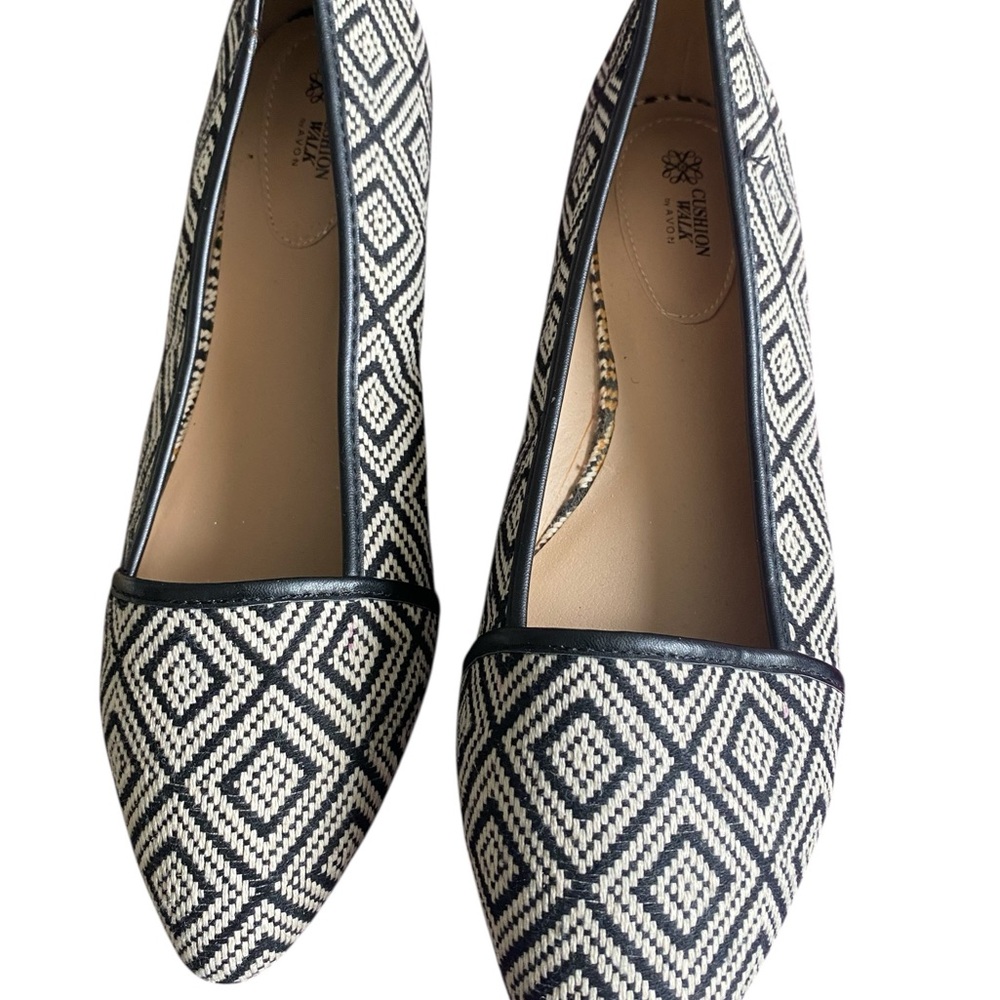 Avon Black and White Geometric Cushion Steps Flats - Picture 8 of 15